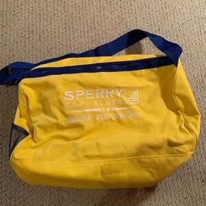 Sperry Duffel 💙